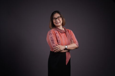 Dr. Ervina Waty, S.E., M.M.,CA, CMA (Aus), CPA (Aus), ASEAN CPA, CIBA, CERA, CBV, PRINCE2, CAPF, CAPM, CDMS