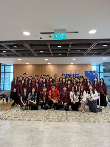 Mengubah Data Menjadi Insight: Peran Advisory and Consulting Services Melalui Kunjungan Accounting BINUS ke KPMG Siddharta Advisory